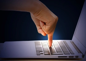 ウィルス対策+EDR